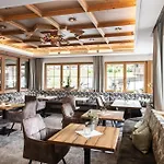 Hotel Alpenjuwel Jäger