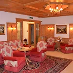 Alpenjuwel Jäger Hotel 4*