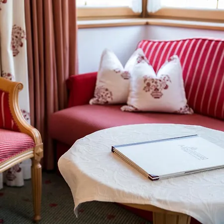 Szálloda Alpenjuwel 4 Sterne Superior 4*