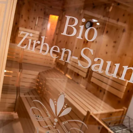 Szálloda Alpenjuwel 4 Sterne Superior Tux