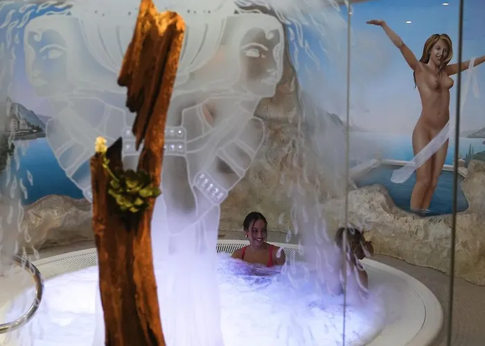 Alpenjuwel 4 Sterne Superior Szálloda Tux