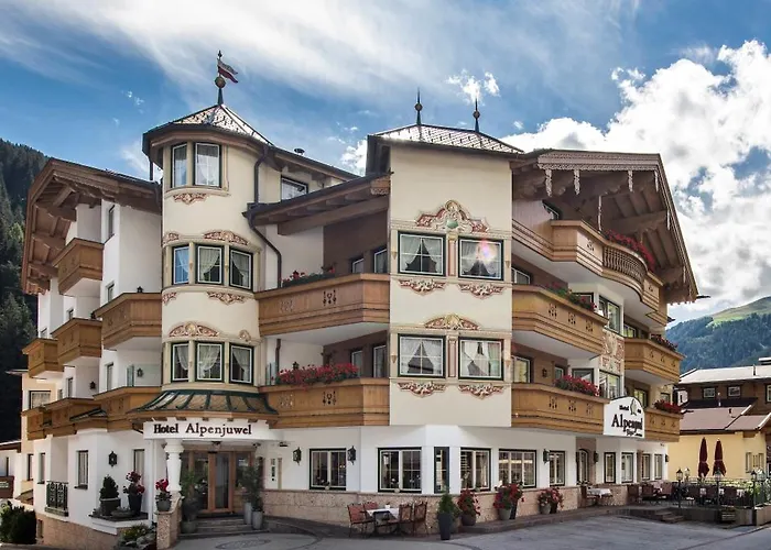 Hotel Alpenjuwel 4 Sterne Superior Tux