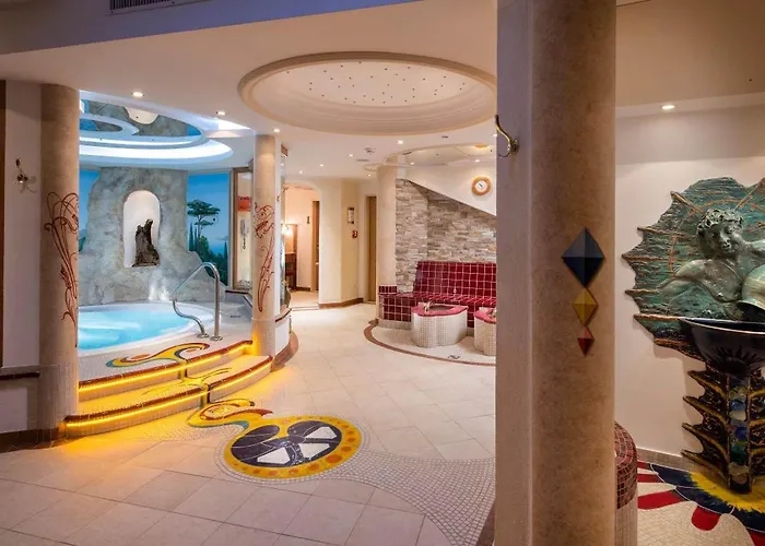 Alpenjuwel 4 Sterne Superior Szálloda Tux