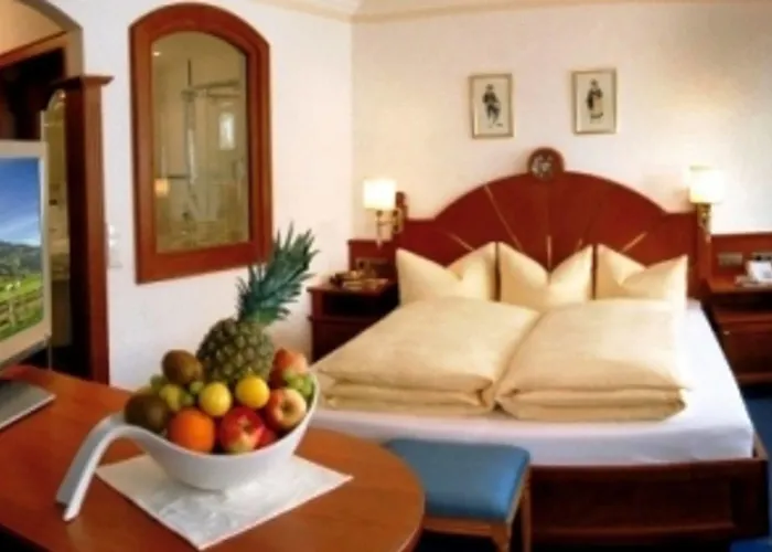 Alpenjuwel 4 Sterne Superior Szálloda Tux