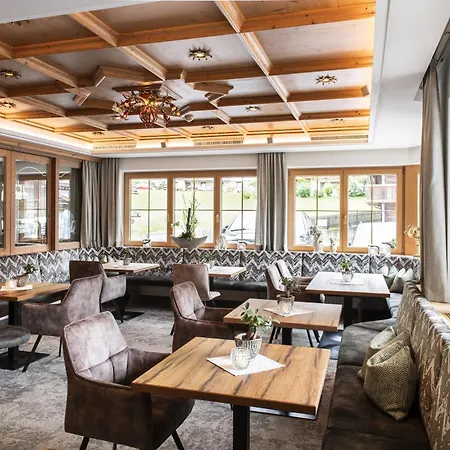 Hotel Alpenjuwel 4 Sterne Superior