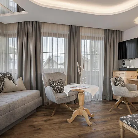 Alpenjuwel 4 Sterne Superior Hotel Tux